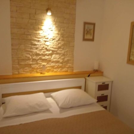 וודיצה Apartments Janjac מראה חיצוני תמונה