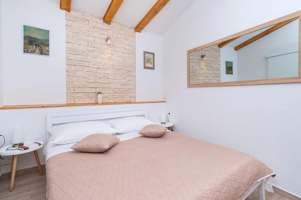 וודיצה Apartments Janjac מראה חיצוני תמונה