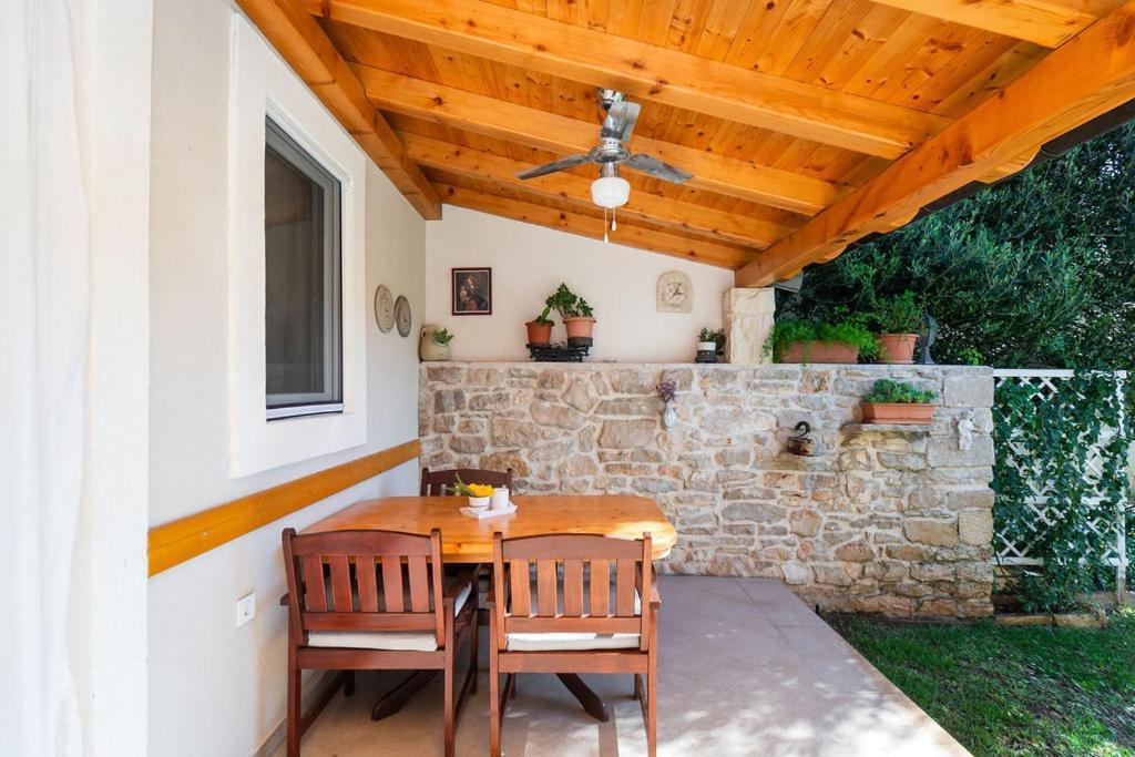 וודיצה Apartments Janjac מראה חיצוני תמונה