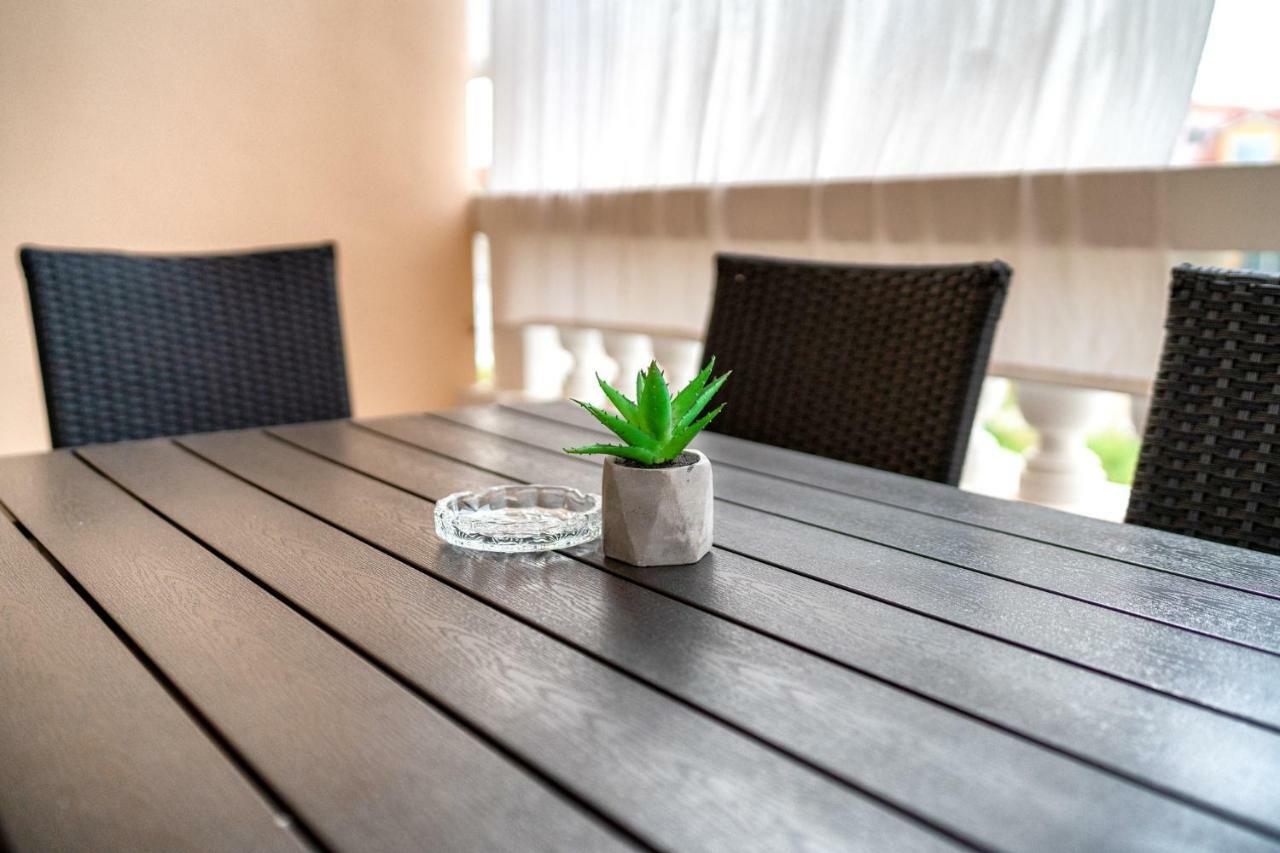וודיצה Apartments Janjac מראה חיצוני תמונה